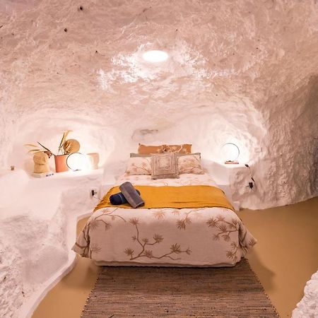 White Cliffs Accommodation -Daybreak Dugout - Unique Cave House 외부 사진