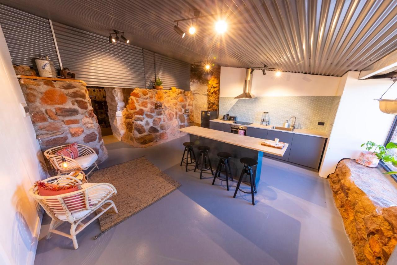 White Cliffs Accommodation -Daybreak Dugout - Unique Cave House 외부 사진