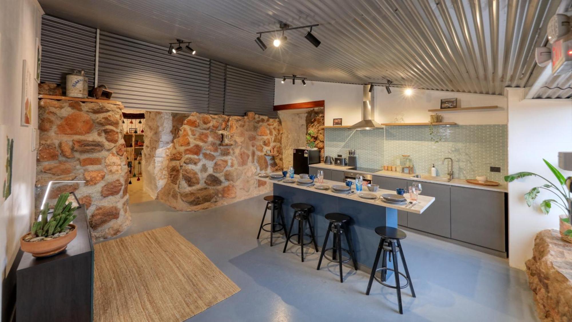 White Cliffs Accommodation -Daybreak Dugout - Unique Cave House 외부 사진